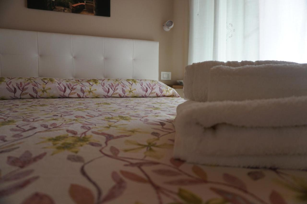 קמרוטה Casa Vacanze B&B Ondes מראה חיצוני תמונה